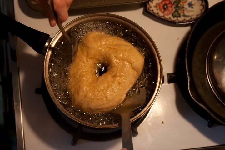 Removing the boiling bagel