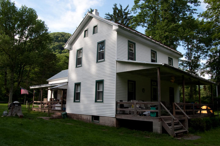 The Rock Ledge House