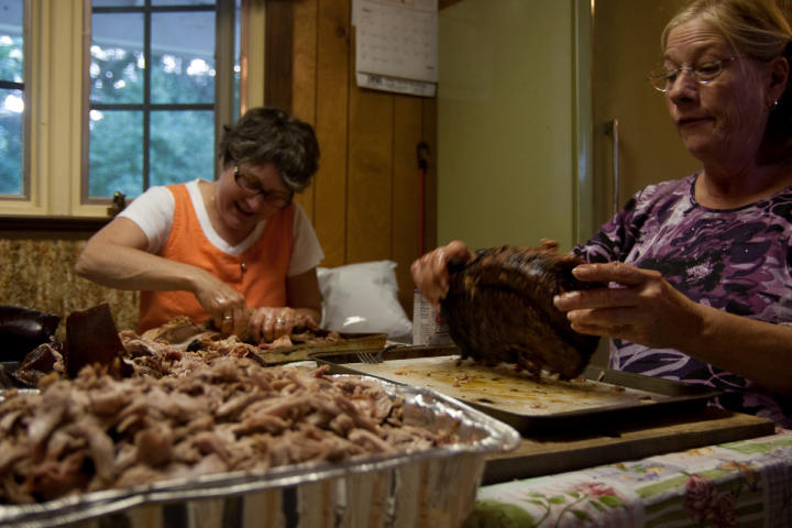 Ann and Vicki pulling the pork (hey!)