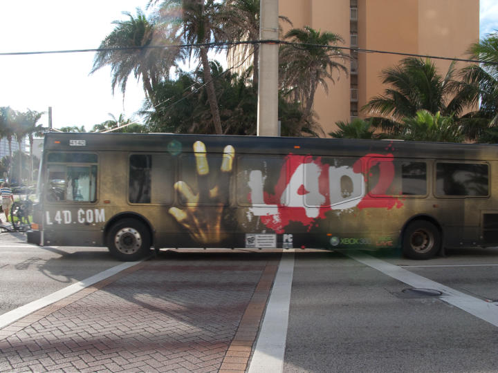 Sweet: Left 4 Dead 2 bus!