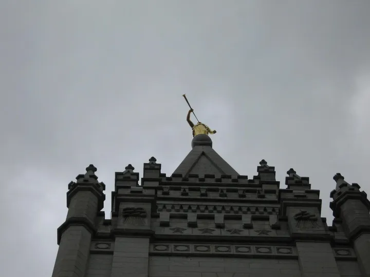 The statue of Moroni